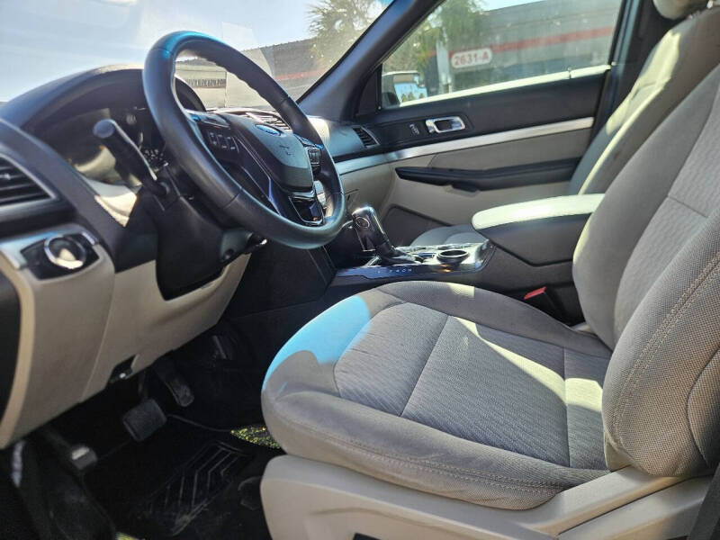 2018 Ford Explorer