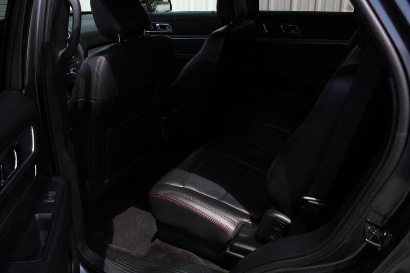 2018 Ford Explorer Sport