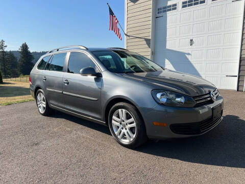 2013 Volkswagen Jetta for sale at Catuna Motor Company in Damascus OR