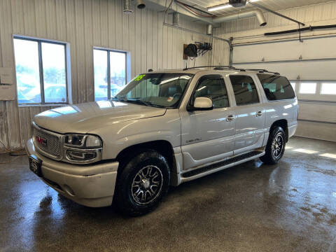 2004 GMC Yukon XL for sale at Sand's Auto Sales in Cambridge MN