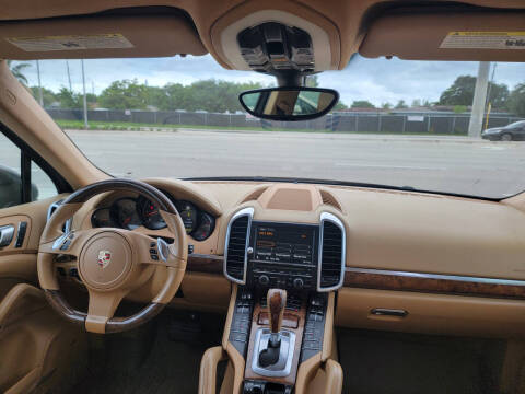 2011 Porsche Cayenne Tiptronic