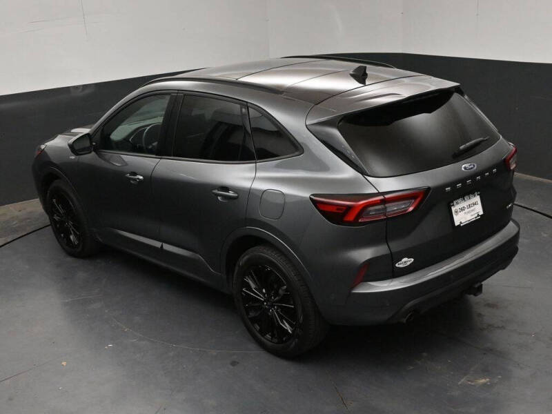 2023 Ford Escape ST-Line Elite