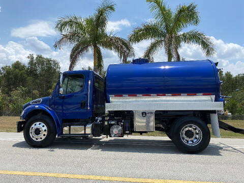 2015 Freightliner M2 106