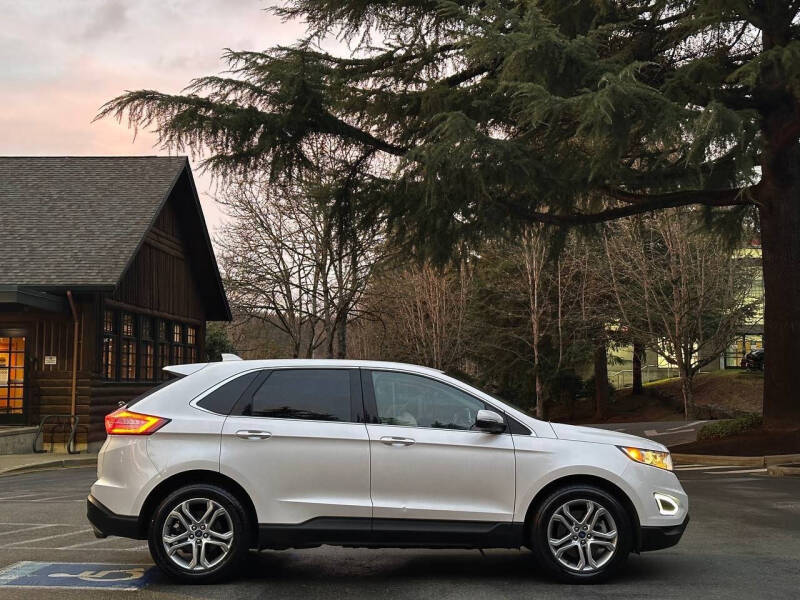 2017 Ford Edge Titanium