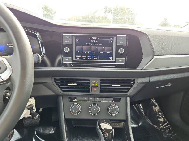 2024 Volkswagen Jetta S