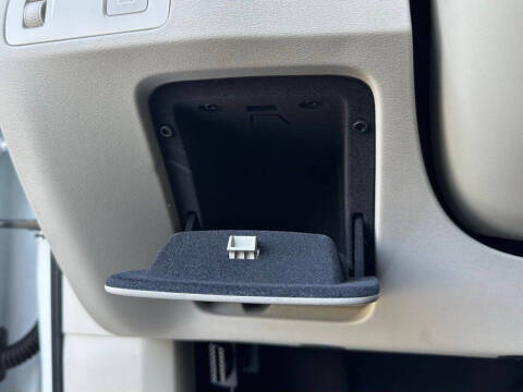 2022 Volvo XC90 T6 Momentum 7-Passenger