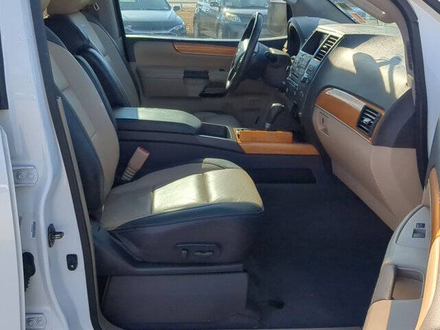 2013 Nissan Armada Platinum