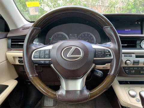 2016 Lexus ES 350