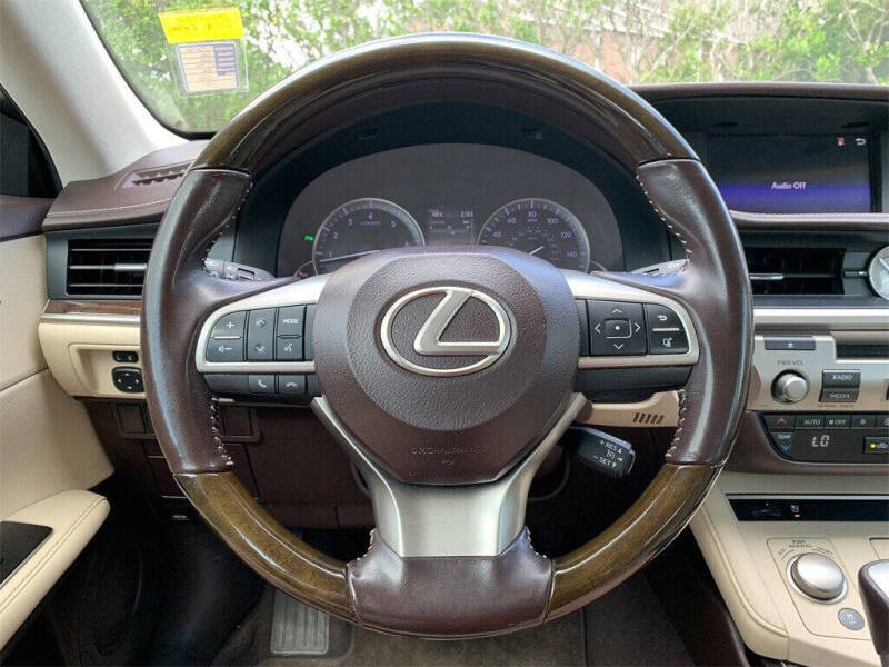 2016 Lexus ES 350