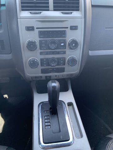 2009 Ford Escape XLT