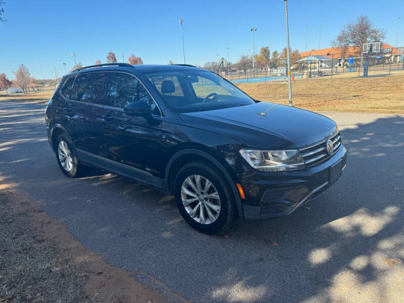 2018 Volkswagen Tiguan for sale at EGM Auto in Midwest City OK