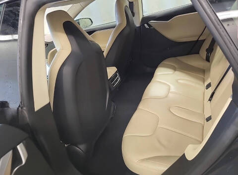 2014 Tesla Model S 85