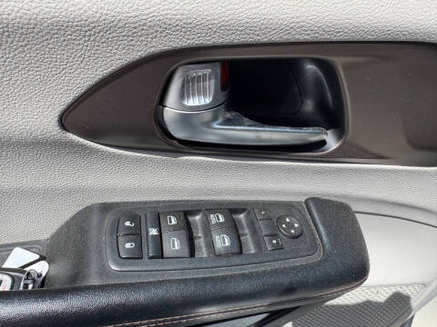 2017 Chrysler Pacifica LX