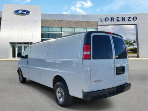 2021 Chevrolet Express 2500