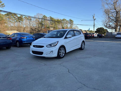 2013 Hyundai Accent SE