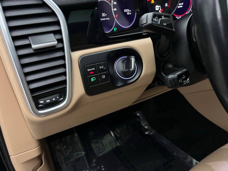 2022 Porsche Cayenne