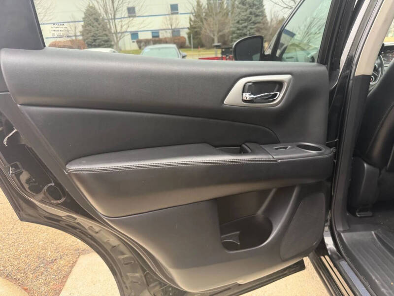 2014 Nissan Pathfinder Platinum