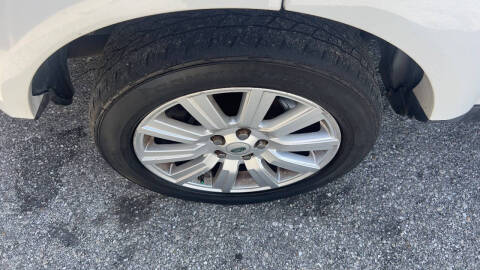 2012 Land Rover LR4 HSE LUX