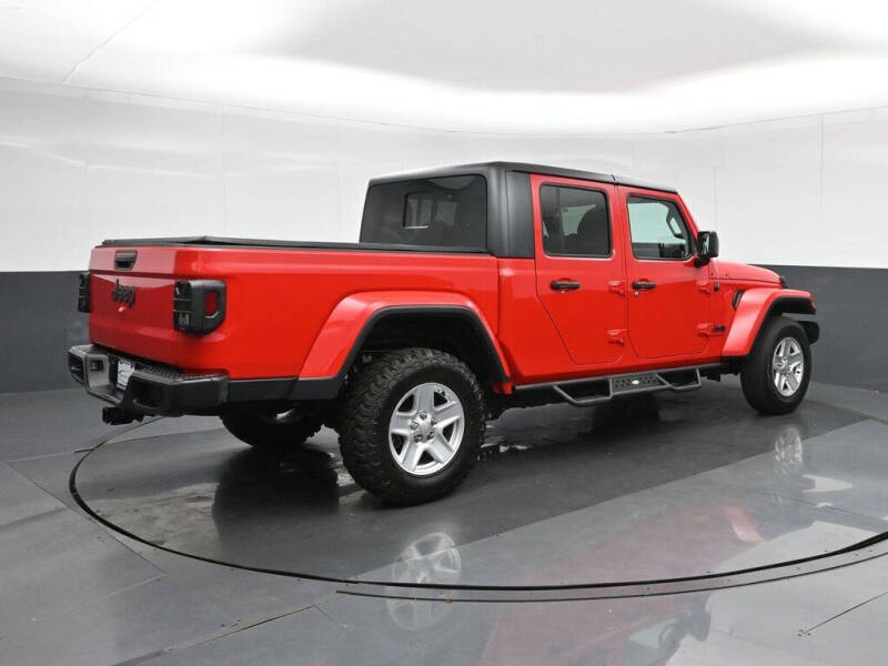 2023 Jeep Gladiator Sport