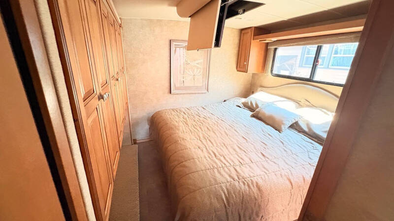 2015 Winnebago Vista