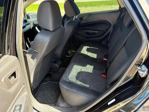 2012 Ford Fiesta SE