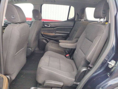 2017 GMC Acadia SLE-2