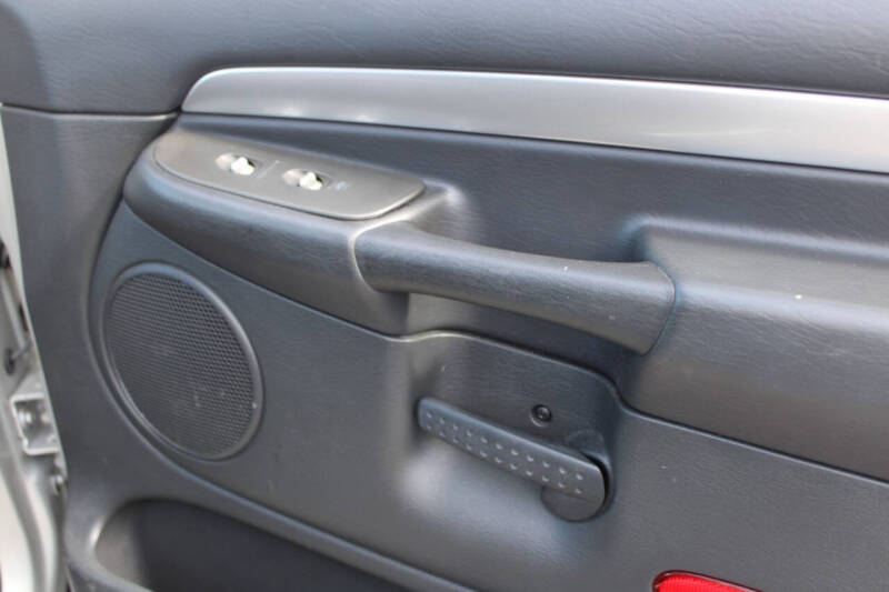 2005 Dodge Ram 1500 SRT-10