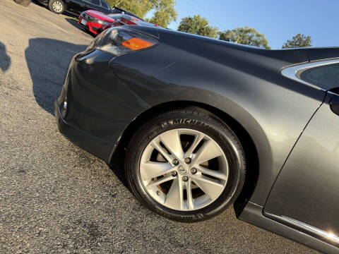 2011 Lexus HS 250h