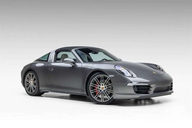 2015 Porsche 911