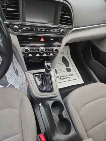 2019 Hyundai Elantra