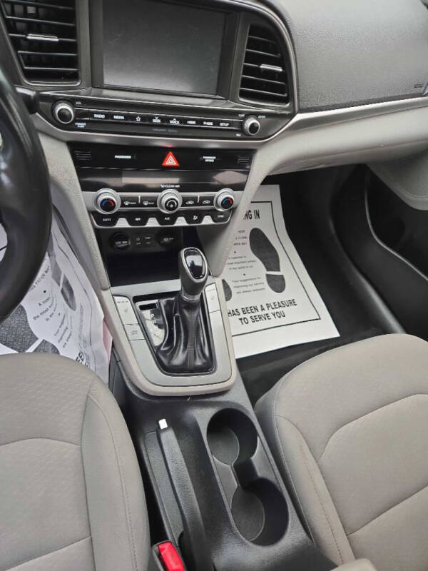 2019 Hyundai Elantra