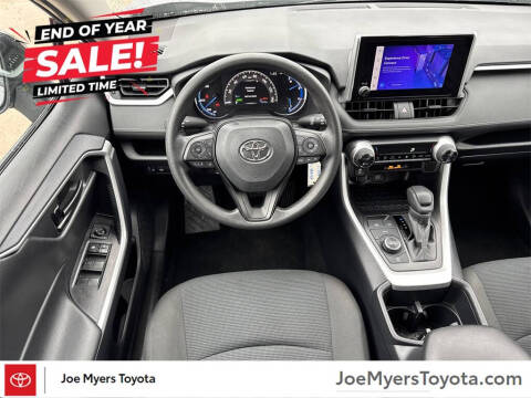 2025 Toyota RAV4 Hybrid LE