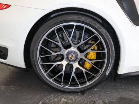 2015 Porsche 911 Turbo S