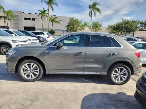 2024 Audi Q3 quattro S line Premium 45 TFSI