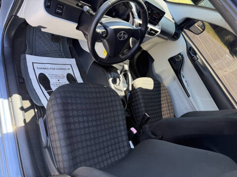 2013 Scion iQ