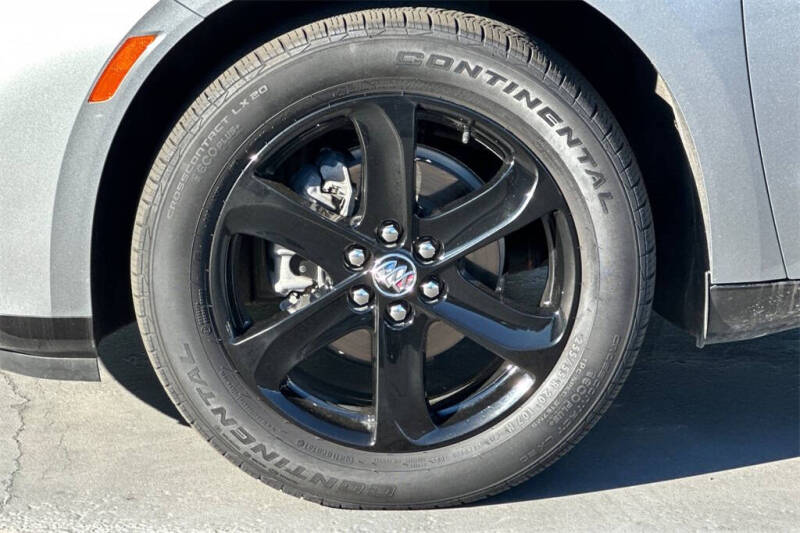 2024 Buick Enclave Essence