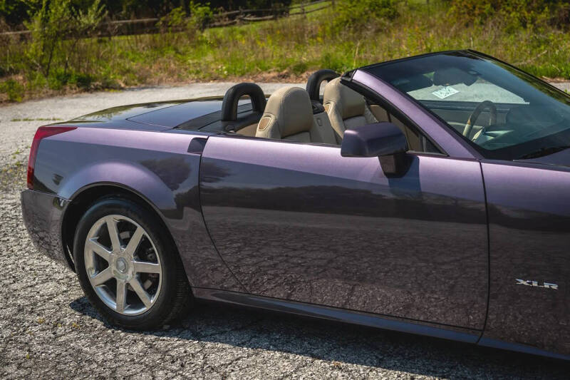 2004 Cadillac XLR
