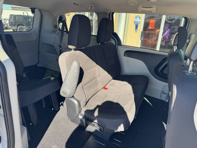 2017 Dodge Grand Caravan SE