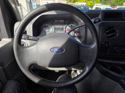 2011 Ford E-Series E-250