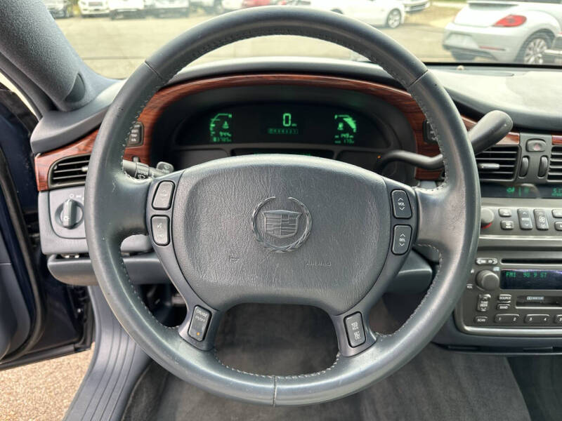 2004 Cadillac DeVille