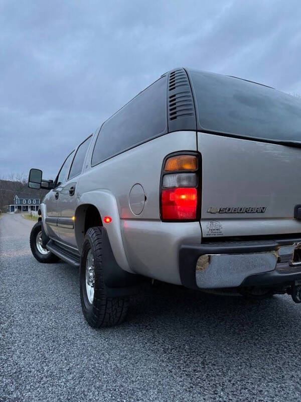 2004 Chevrolet Suburban