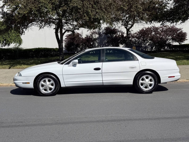 1999 Oldsmobile Aurora