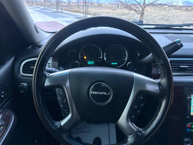 2007 GMC Yukon Denali