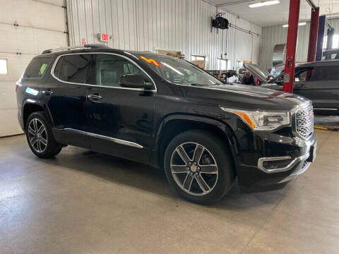 2017 GMC Acadia Denali