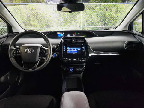 2019 Toyota Prius LE