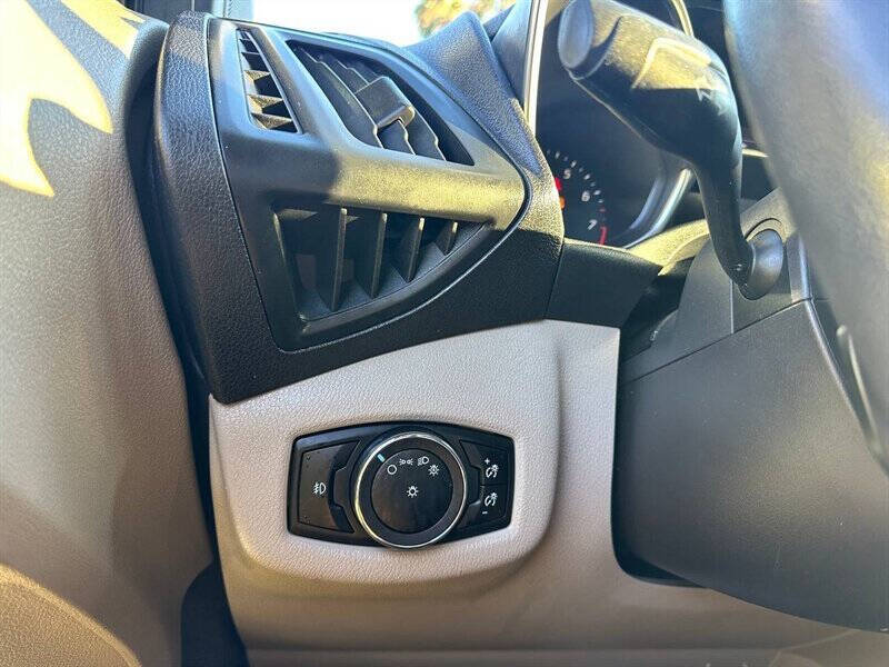 2015 Ford Transit Connect Titanium