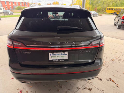 2019 Lincoln Nautilus Select