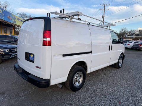 2023 GMC Savana 2500