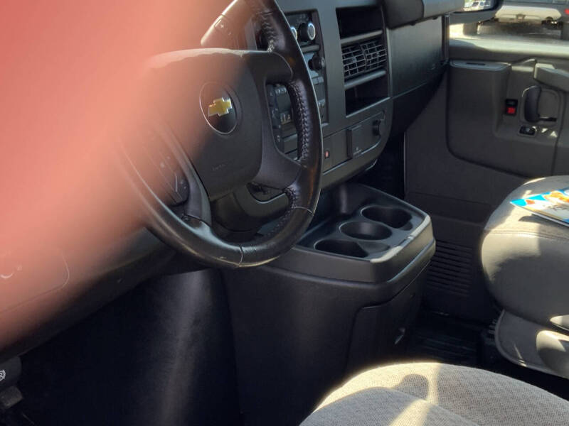 2021 Chevrolet Express 2500