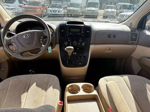 2008 Kia Sedona